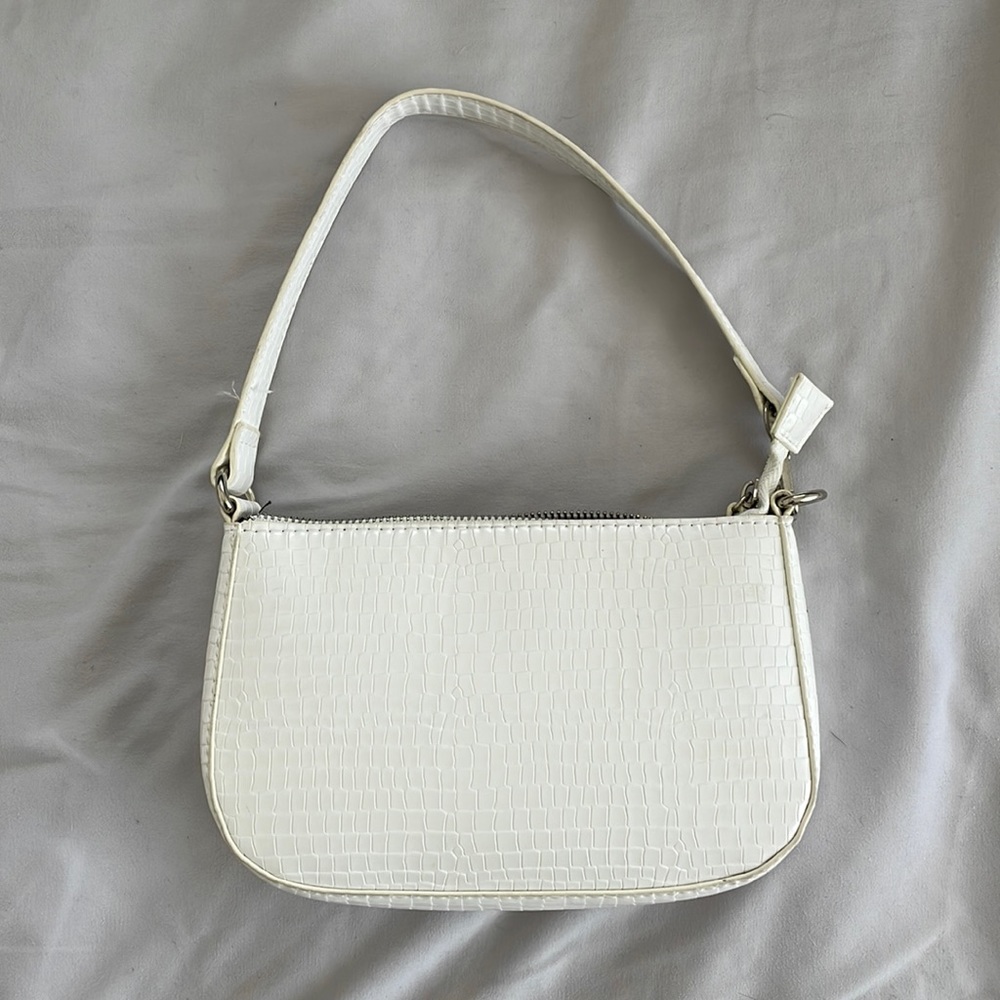 White Shoulder Bag